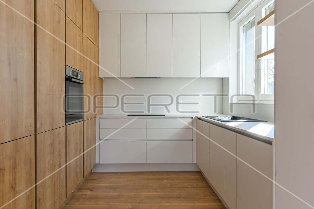 Image 5853765 - 3