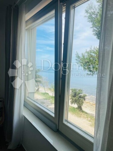 Thumbnail 5854605 - 17