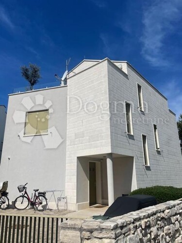 Thumbnail 5854605 - 6