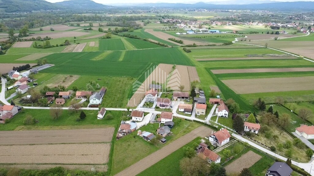Image 5856838 - 11