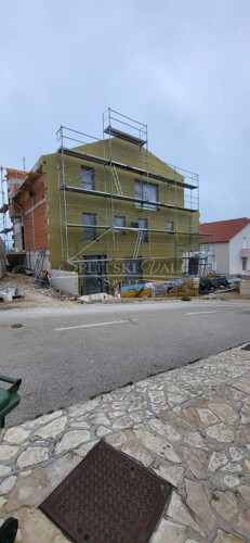 Thumbnail 5860334 - 8