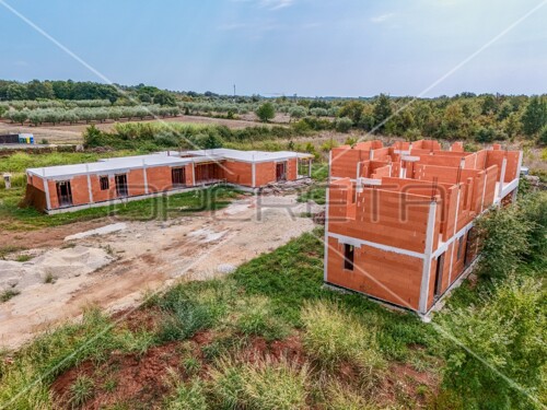 Thumbnail 5860355 - 10