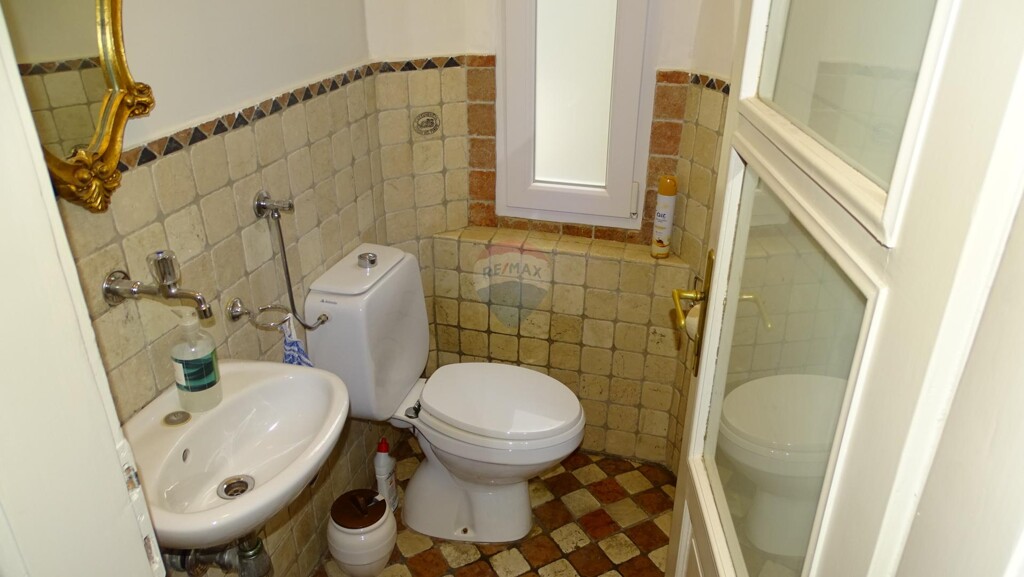 Image 5860460 - 8