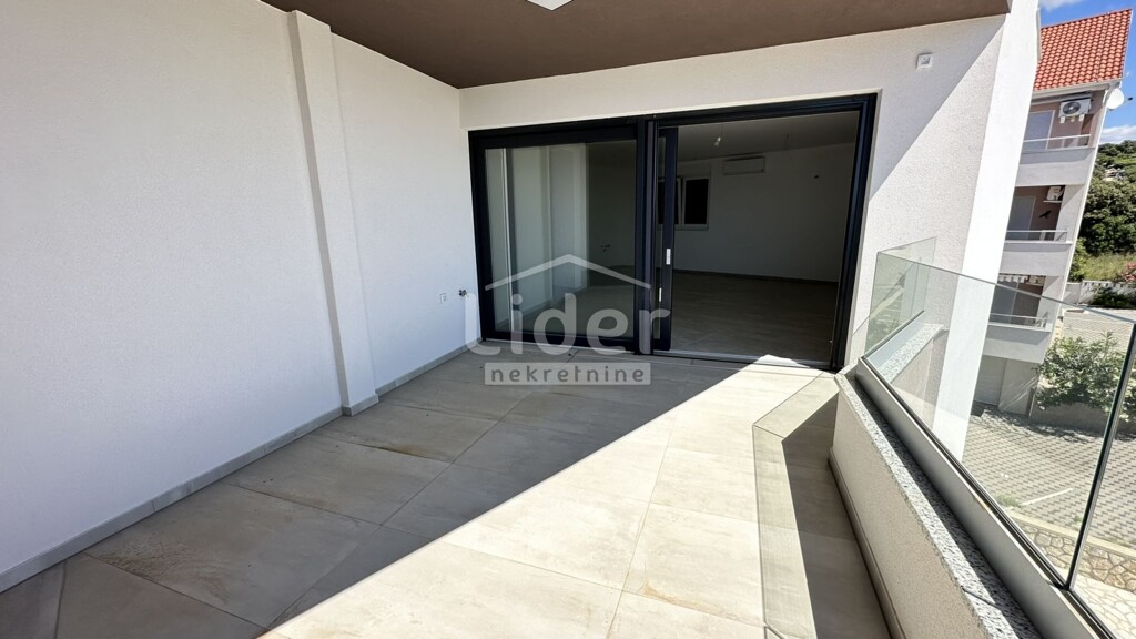Image 5861436 - 15