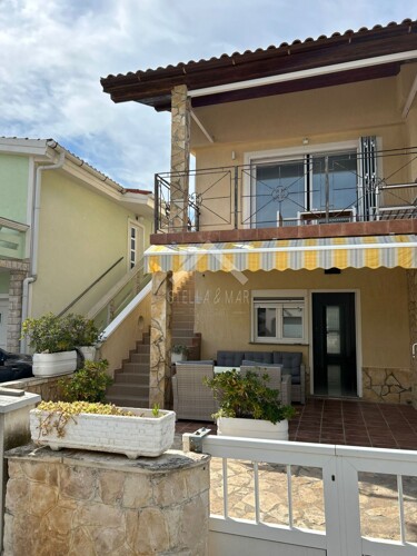 Kuća u nizu, 80m do mora - Vir