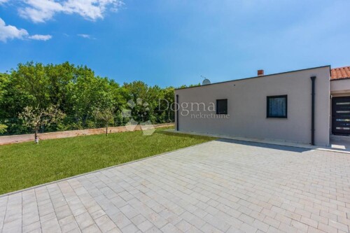 Thumbnail 5862605 - 15