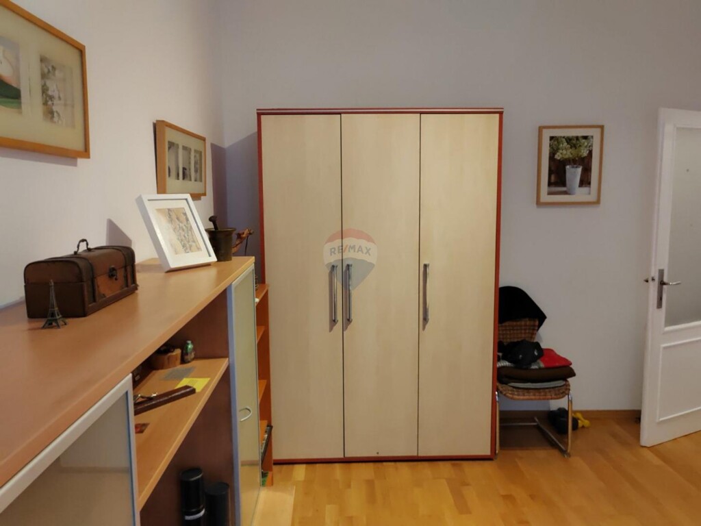 Image 5862873 - 7