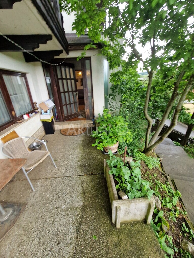 Image 5863606 - 12