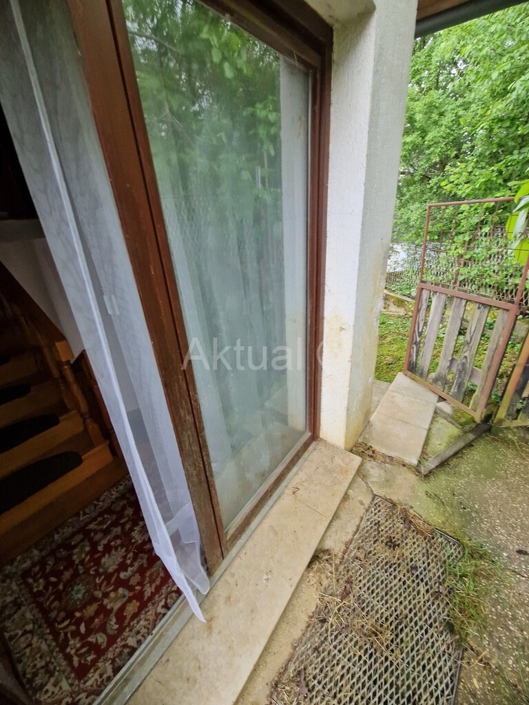 Image 5863606 - 10