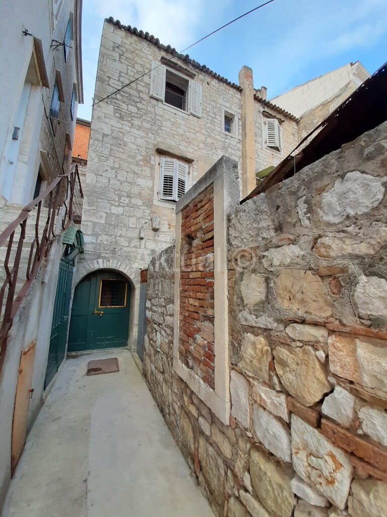 Image 5863607 - 2