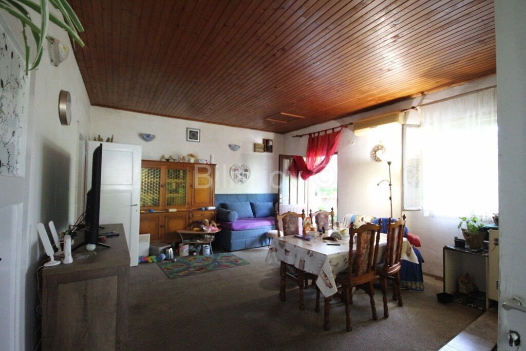 Image 5863609 - 9