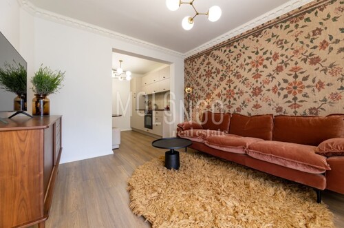 Thumbnail 5863690 - 5