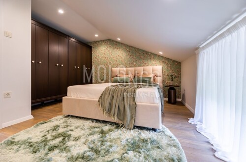 Thumbnail 5863690 - 14