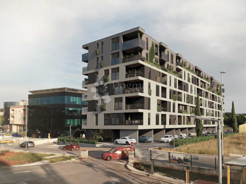 Thumbnail 5865366 - 5