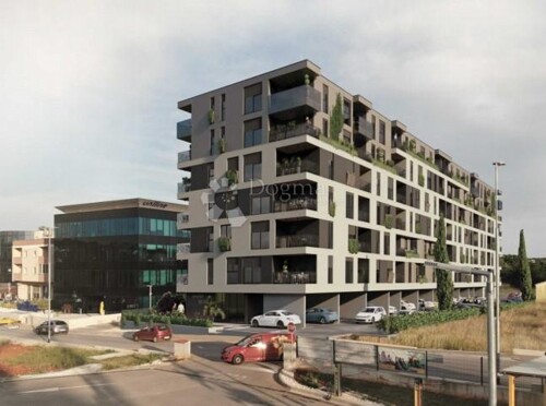 Thumbnail 5865390 - 1