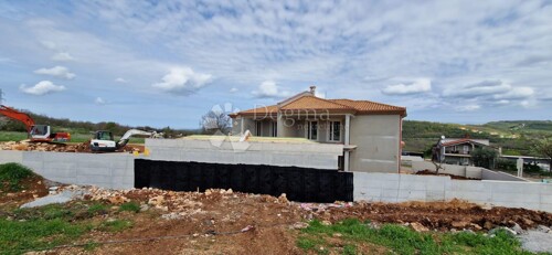 Thumbnail 5865420 - 14