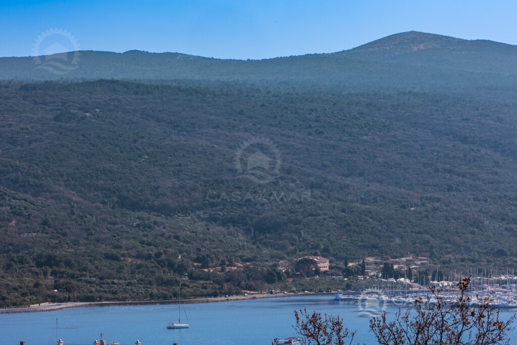 Image 5865450 - 18
