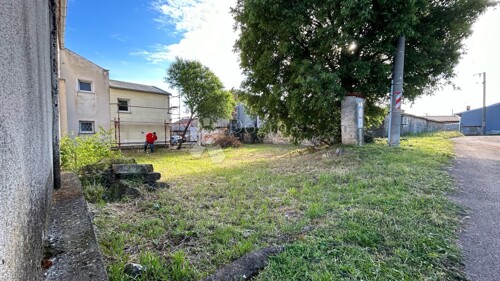 Thumbnail 5871378 - 5