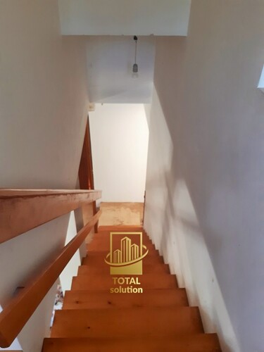 Thumbnail 5871661 - 10