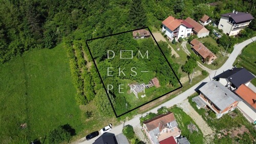Blaževdol, Zemljište 1675 m2 sa starom kućom - Blaževdol