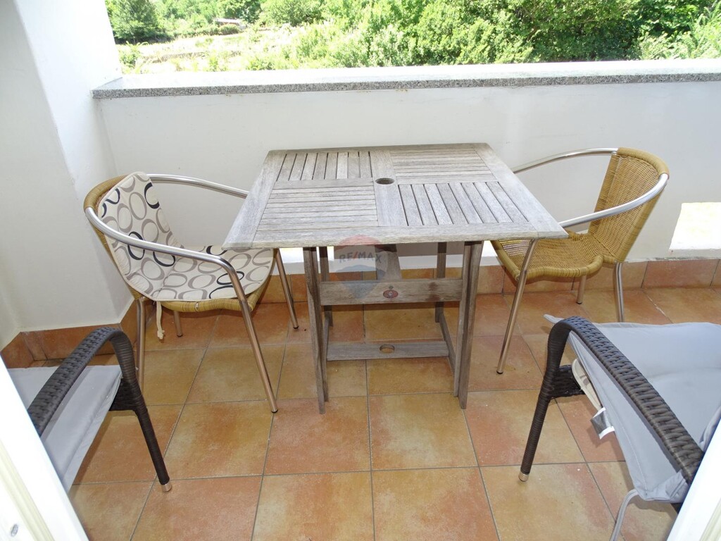 Image 5872463 - 9