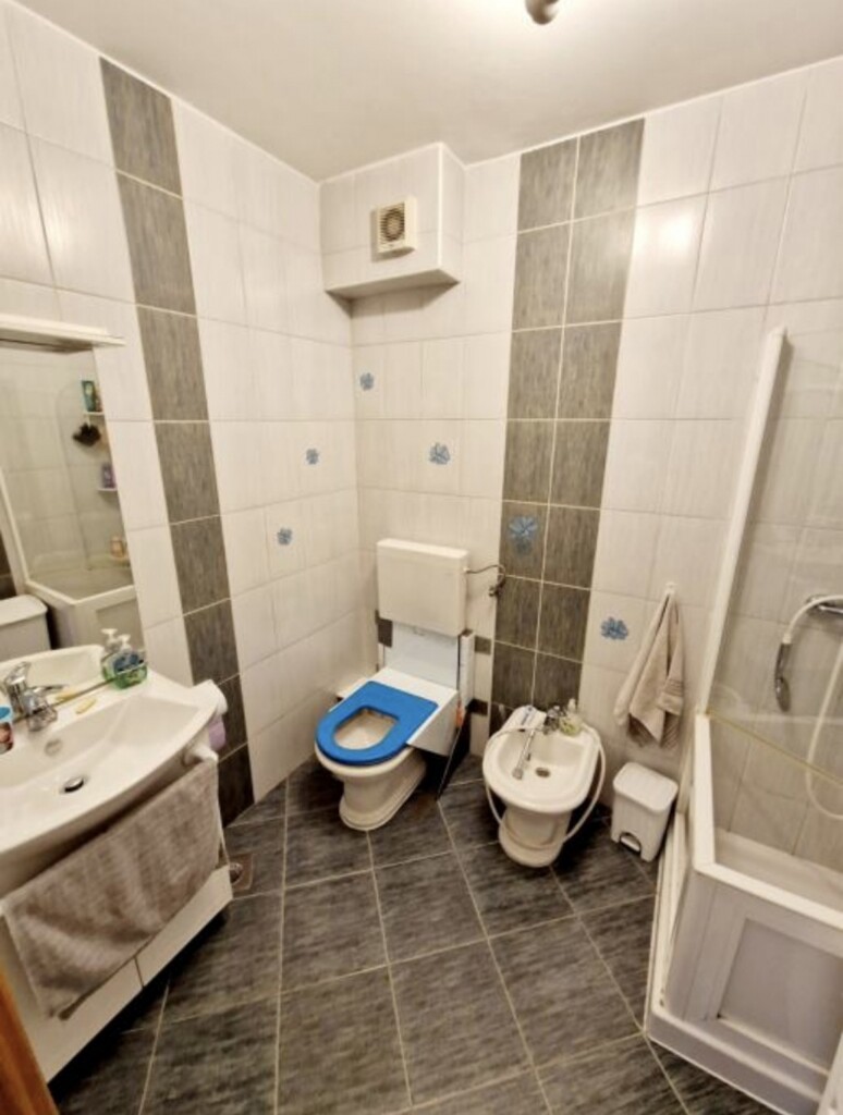 Image 5874411 - 15