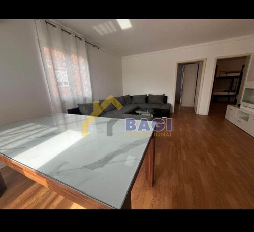 Thumbnail 5875052 - 2