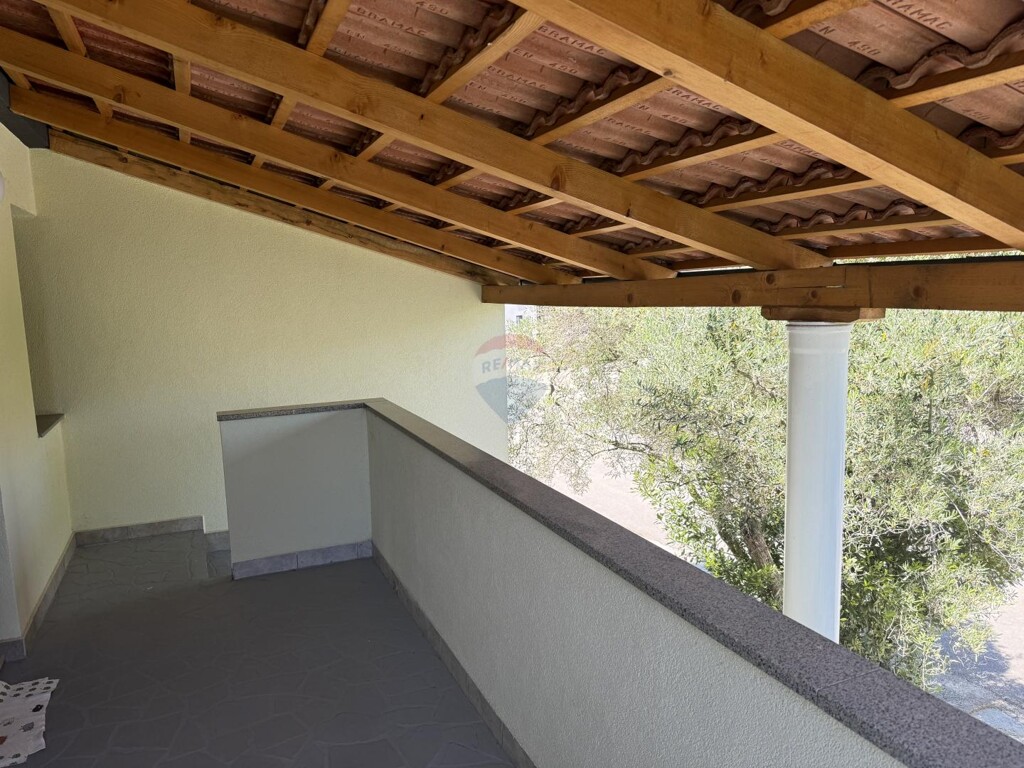 Image 5877108 - 12