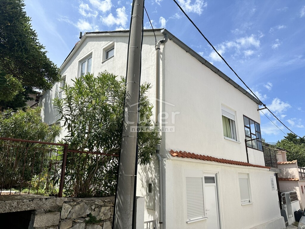 Image 5878193 - 3