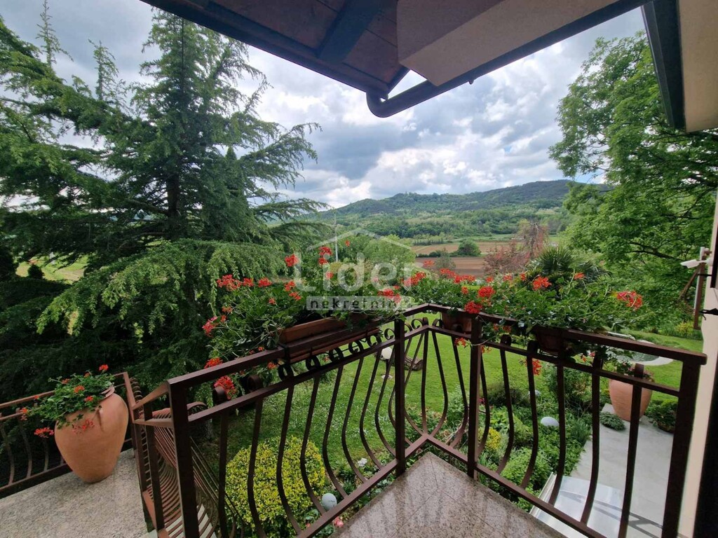 Image 5878197 - 4