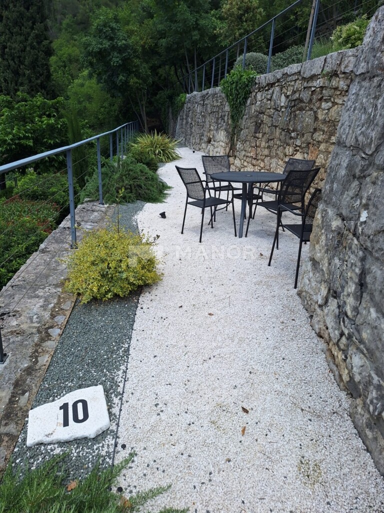 Image 5878415 - 20