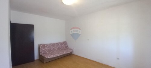 Thumbnail 5878455 - 13