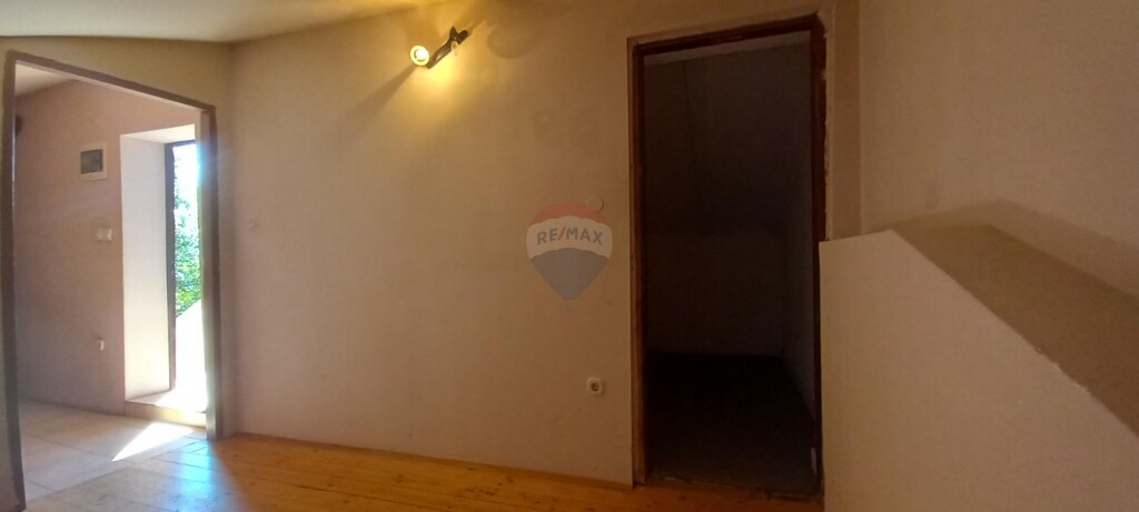 Image 5878455 - 20