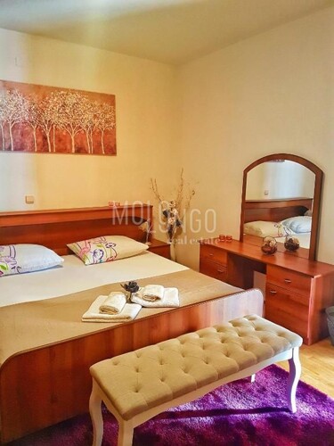 Thumbnail 5879774 - 7