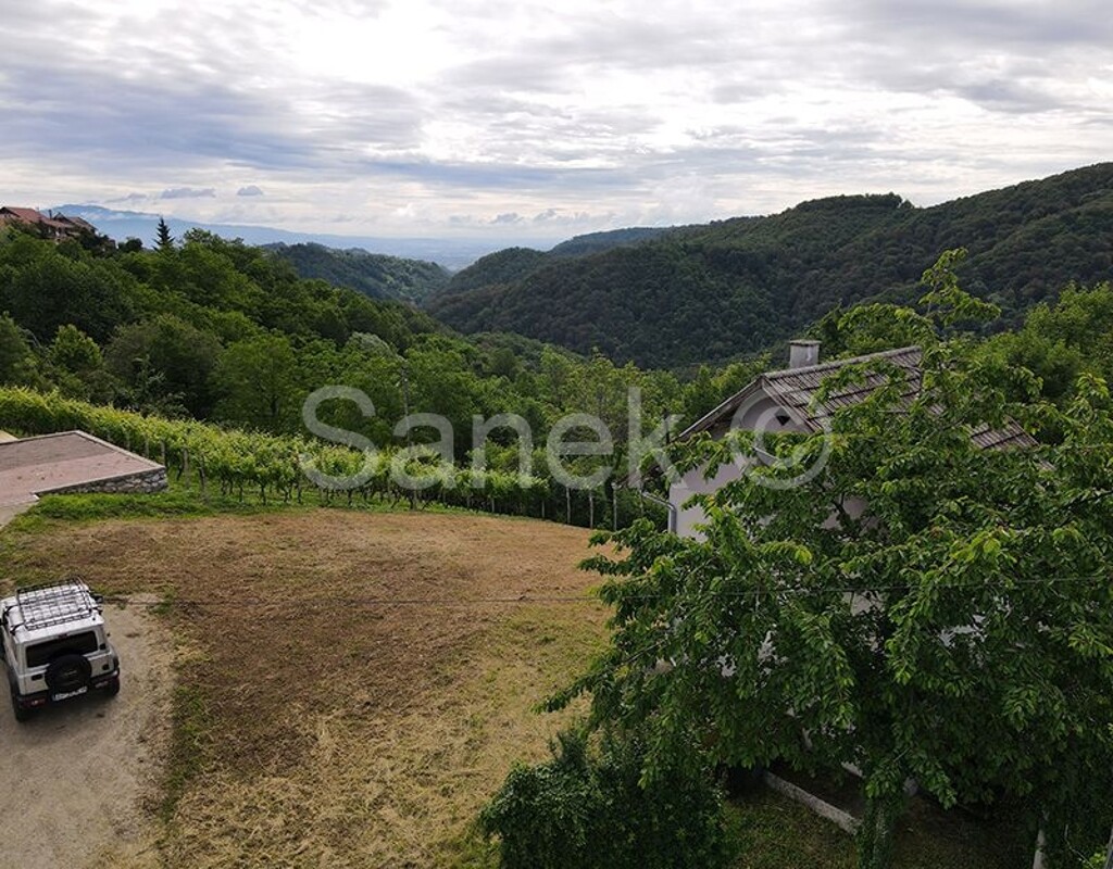 Image 5880957 - 10