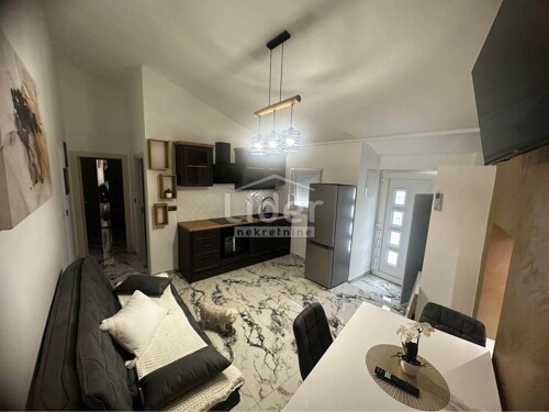 Thumbnail 5882324 - 1