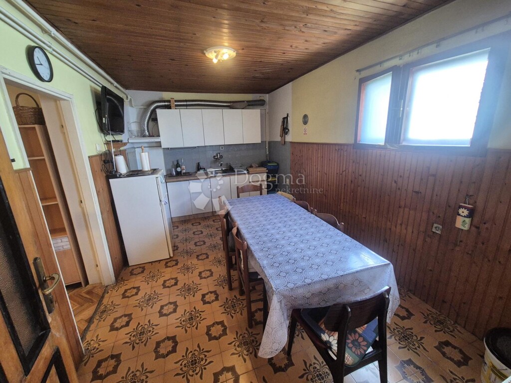 Image 5882339 - 8