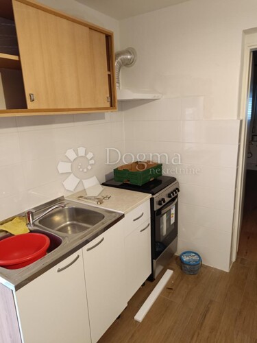 Thumbnail 5882389 - 8