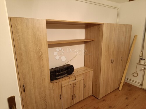 Thumbnail 5882389 - 10