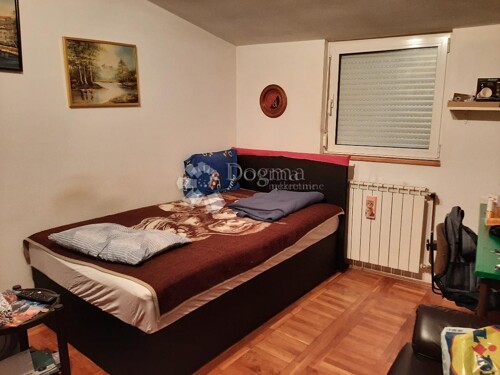 Thumbnail 5882389 - 5