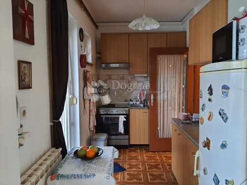 Thumbnail 5882389 - 4