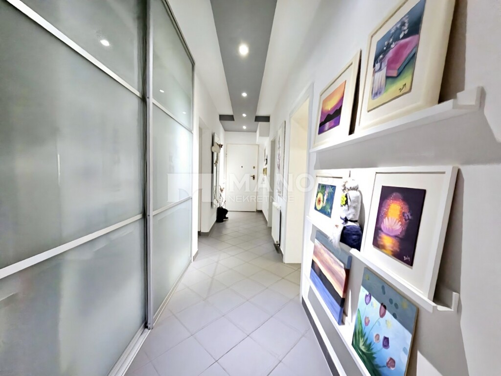 Image 5882546 - 9