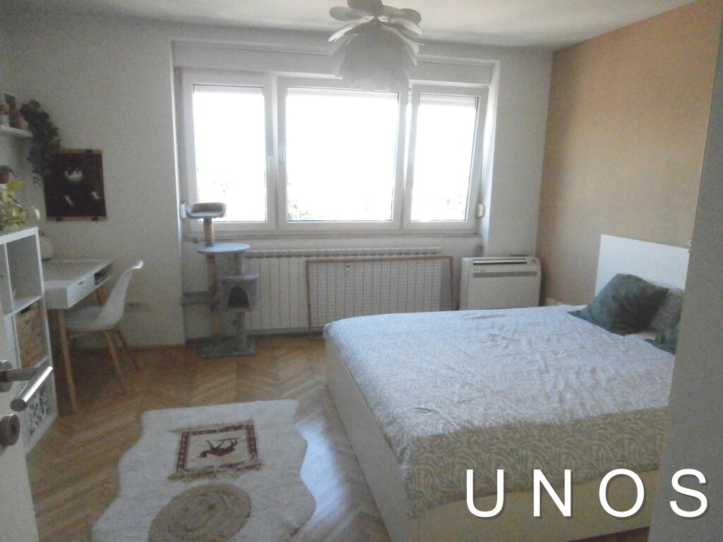 Image 5883000 - 11