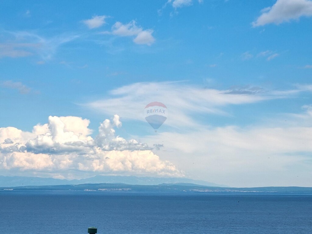 Image 5887943 - 6