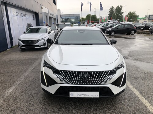 Peugeot 408 GT hybrid 225 E-eat8