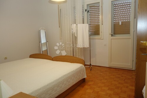 Thumbnail 5889161 - 18