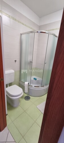 Thumbnail 5893703 - 5