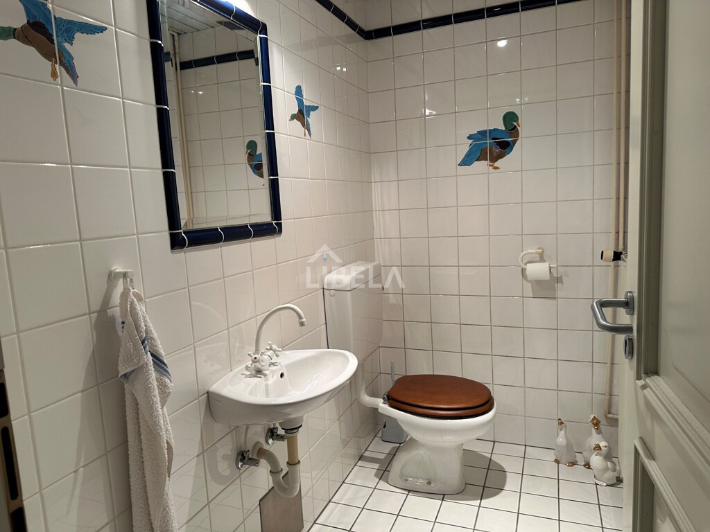 Image 5893728 - 30