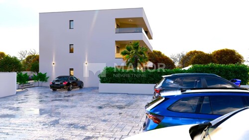 Thumbnail 5899510 - 9