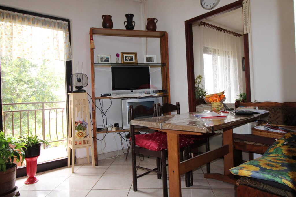 Image 5899541 - 6